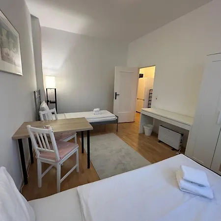 Hevals Budget & Beyond Apart Otel
