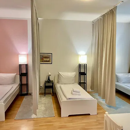 Hevals Budget & Beyond Appart hôtel *